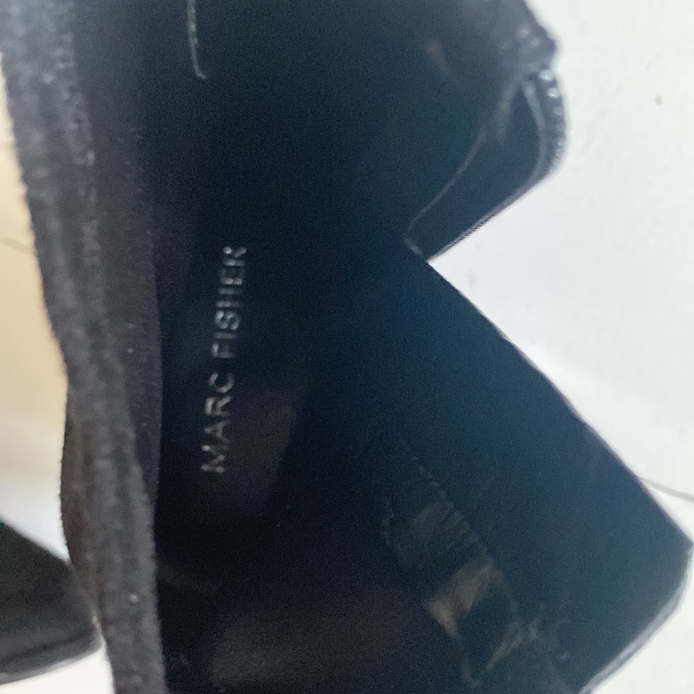 NWOT, Marc Fisher, Black Suede Ankle Boots, size: 6.5, Heel height: 2 in… - Picture 4 of 5